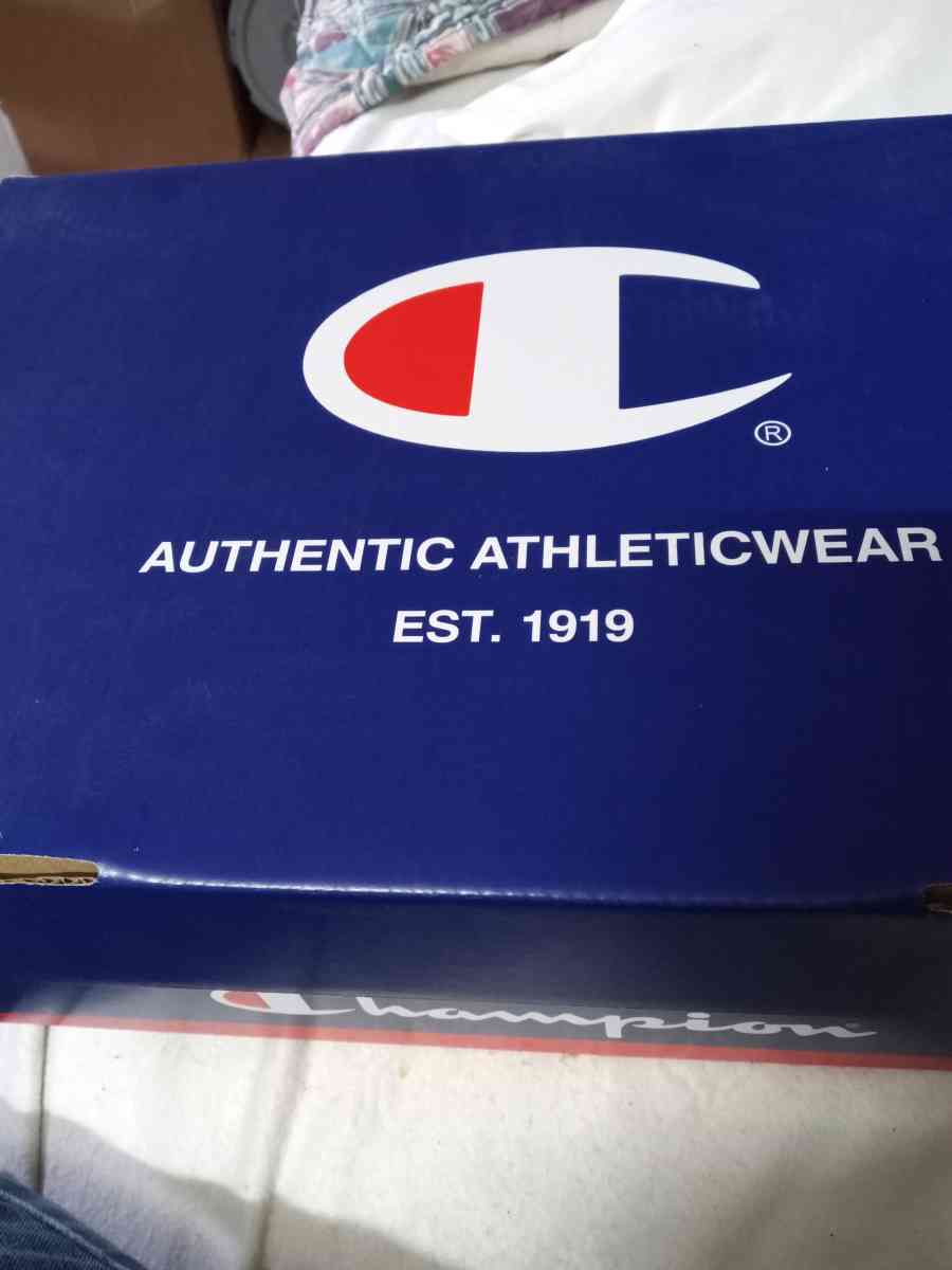 Althletic tennis shoes - Gastonia, North Carolina - FleaMarketBay