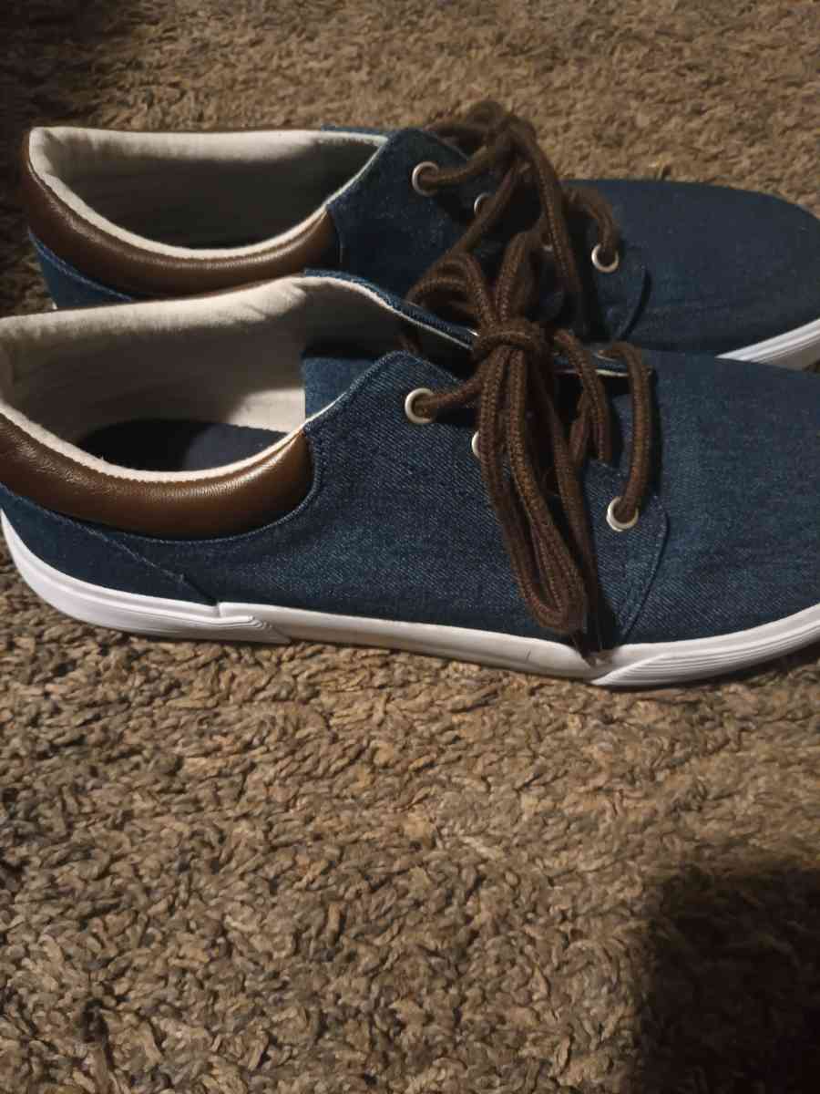 shoes - Athens, Georgia - FleaMarketBay