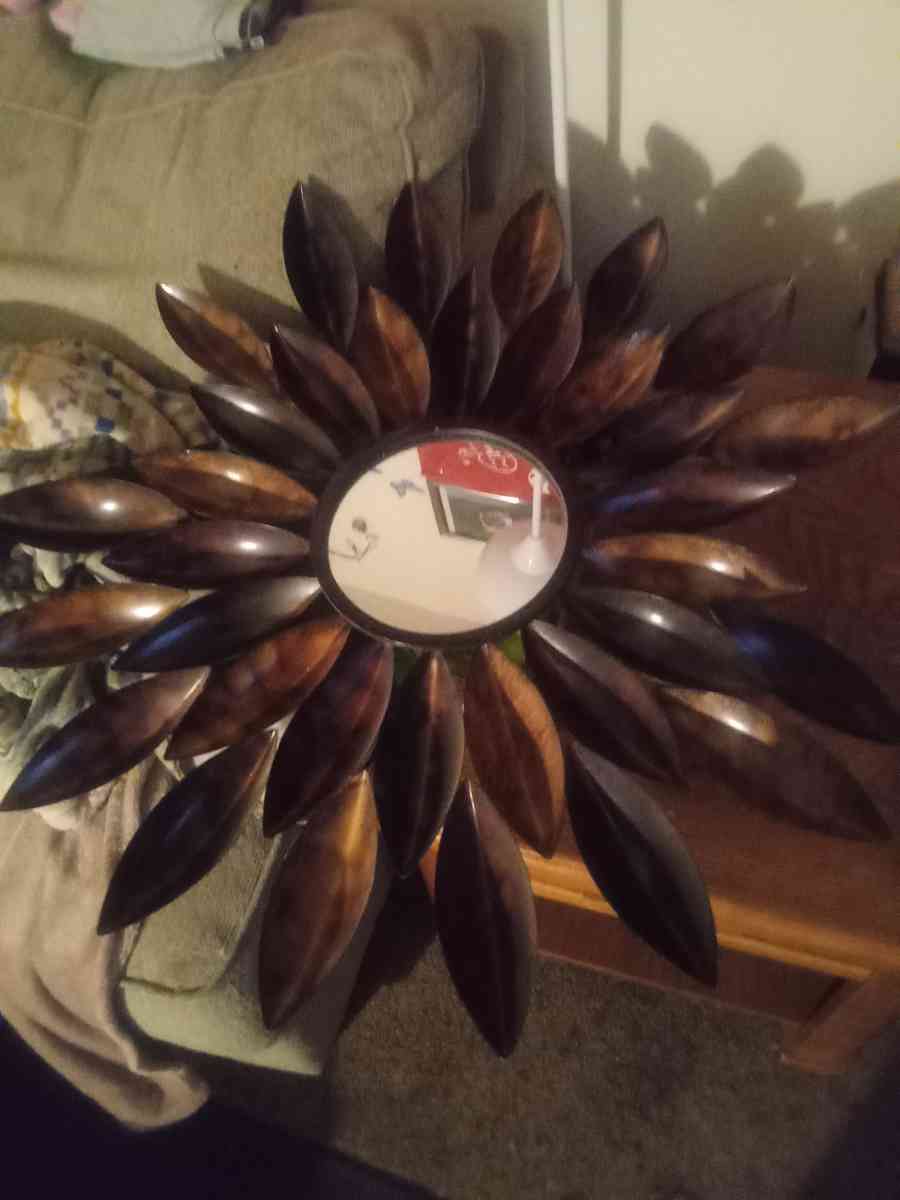 Antique mirror - Ontario, New York - FleaMarketBay