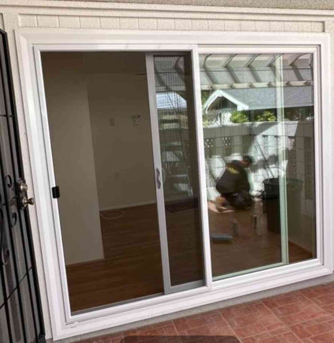 puertas Y Ventanas - Adelanto, California