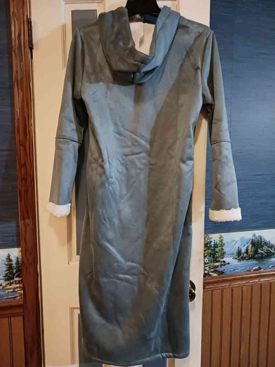 Long Blue Lightweight Jacket - Middleburg, Pennsylvania - FleaMarketBay
