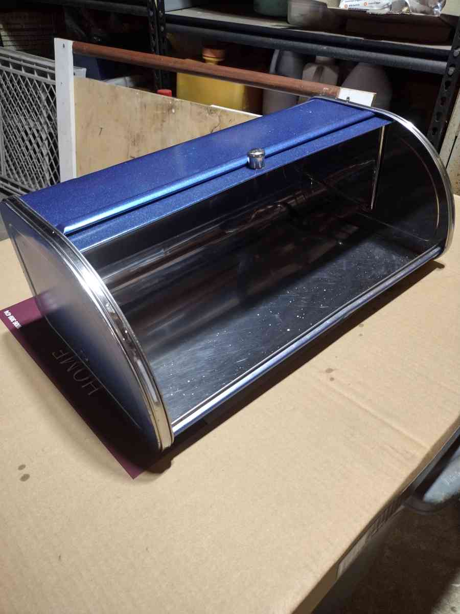 Vintage refurbished bread box - Katy, Texas - FleaMarketBay