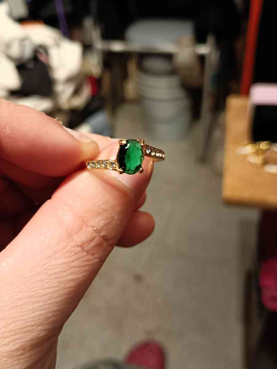 Ladys rings - Lake City, Florida - FleaMarketBay