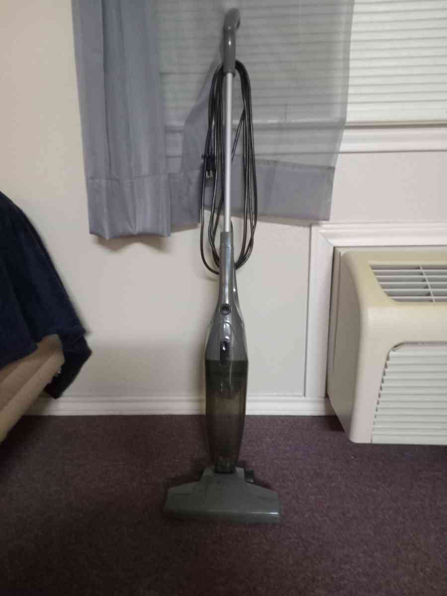 Mini Vaccum Cleaner - Commerce, Texas