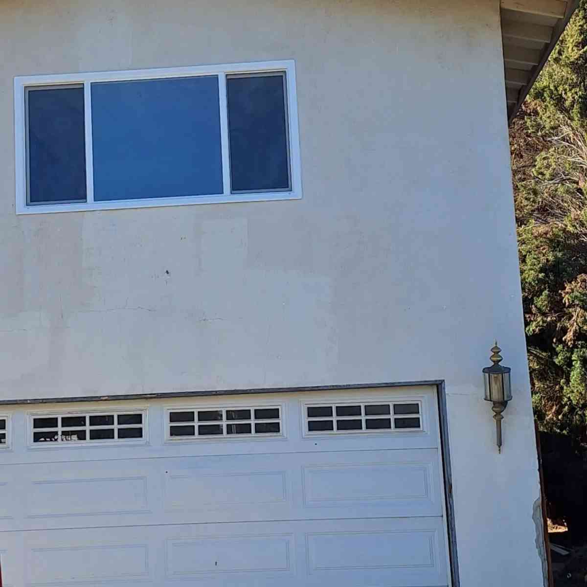 Windows and doors in the measurements you need - Adelanto, California - FleaMarketBay