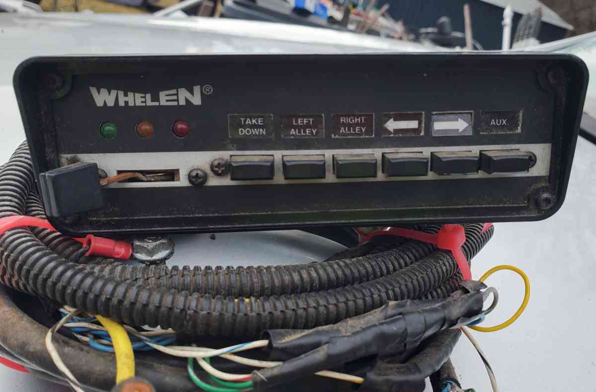 Whelen LfL Liberty 48in Lightbar - Effort, Pennsylvania - FleaMarketBay