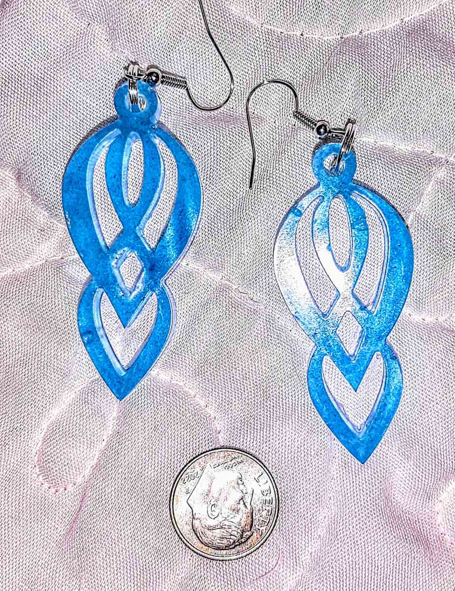 Beautiful blue abstract earrings - Englewood, Florida - FleaMarketBay