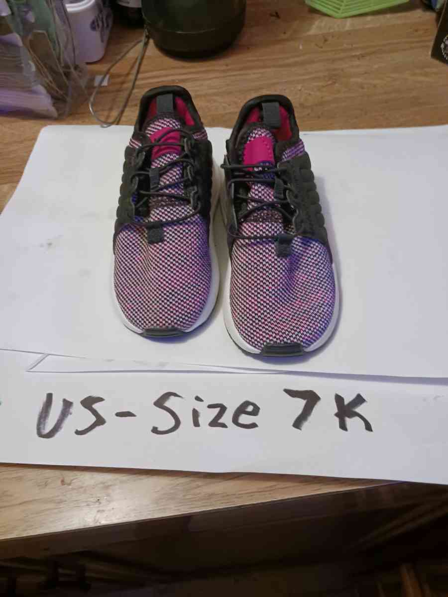 Adidas girl 7 kids New - Glenallen, Missouri - FleaMarketBay