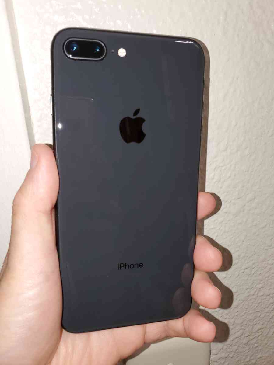 iphone 8 plus - Turlock, California