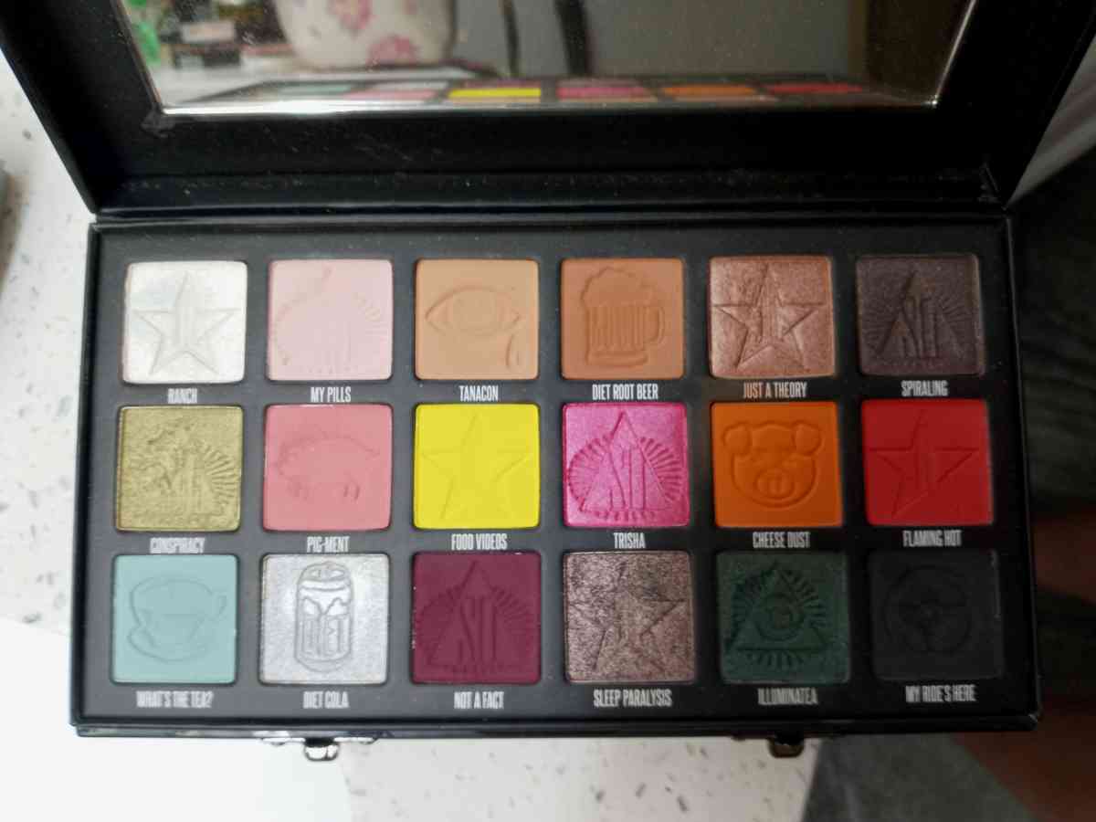 DrMartens - San Antonio, Texas - FleaMarketBay