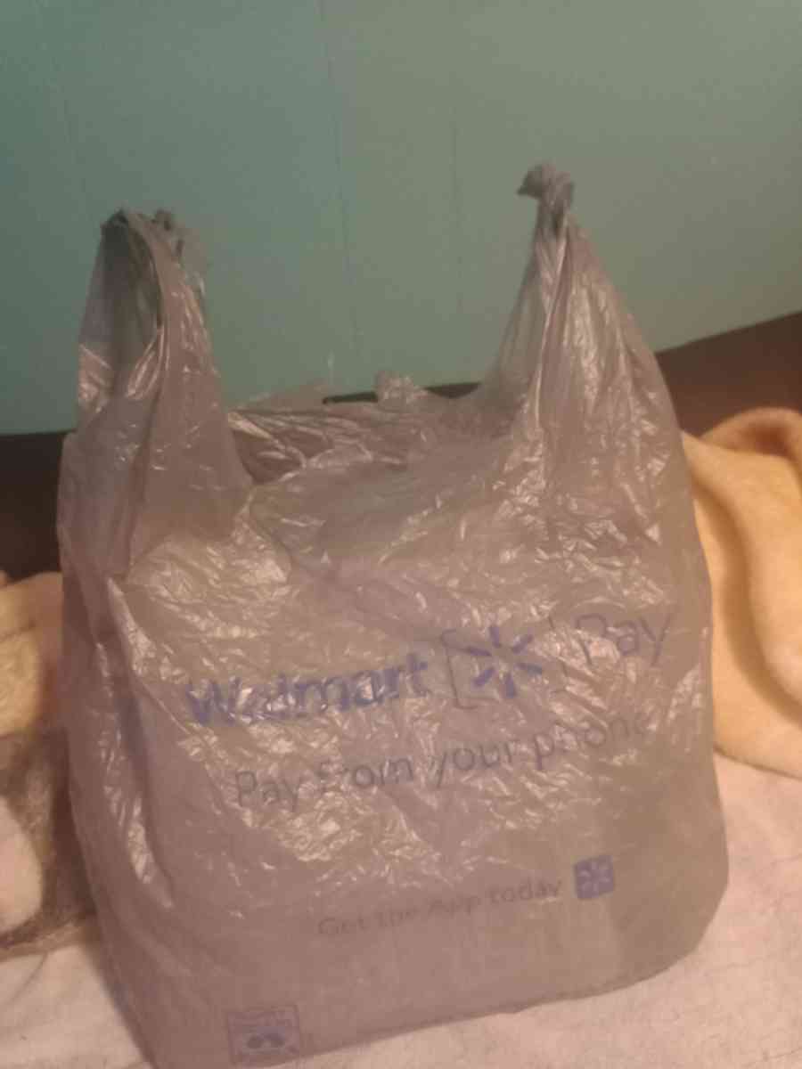 1 small bag of womens clothes size XSmall - Middlesex, North Carolina