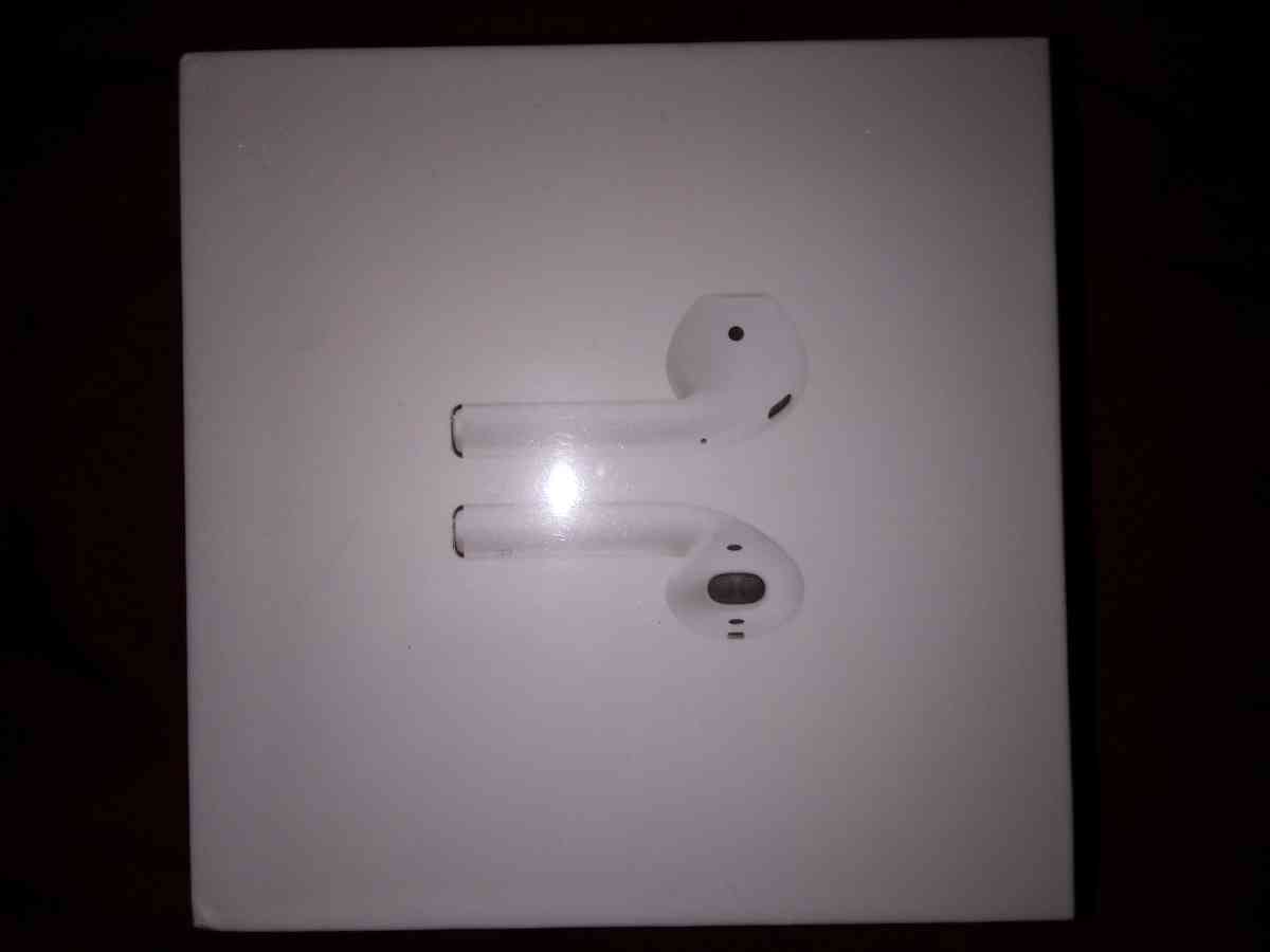 Brand New Apple Airpods 2nd Gen Sealed - Arcadia, California