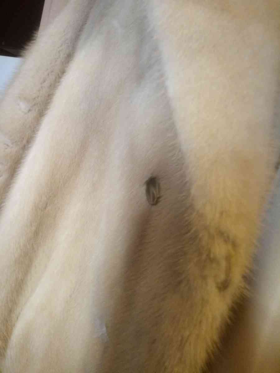 Mink vintage short coat - New York, New York - FleaMarketBay
