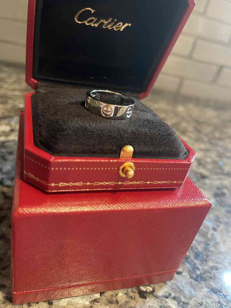 love wedding ring - Lyndhurst, New Jersey - FleaMarketBay