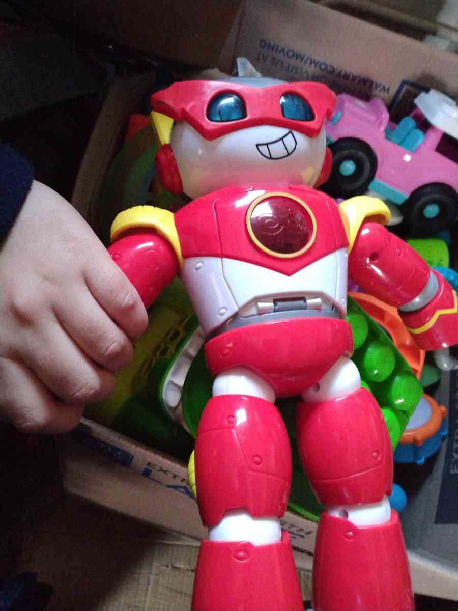 toy no work - Elgin, Illinois