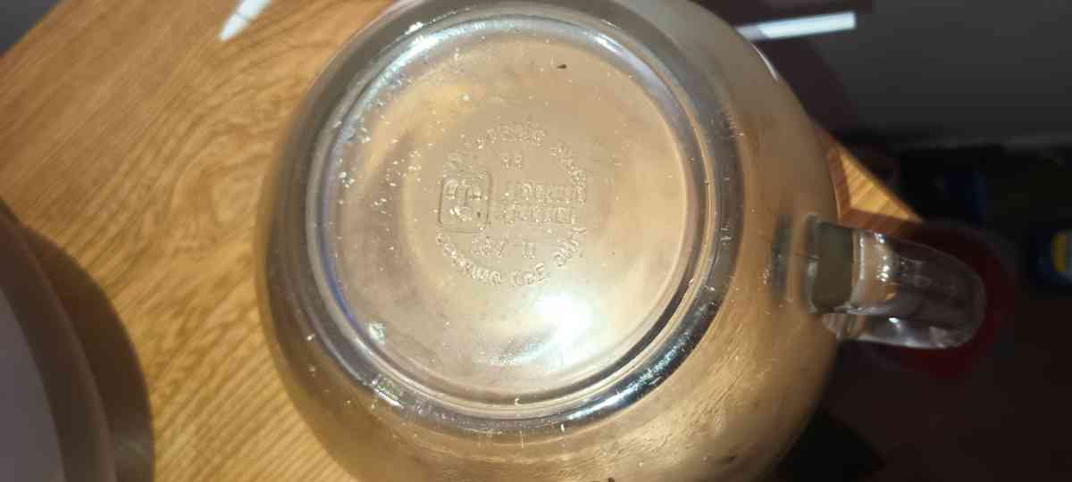 Pyrex bowls and other Pyrex baking dish - Suwannee, Florida - FleaMarketBay