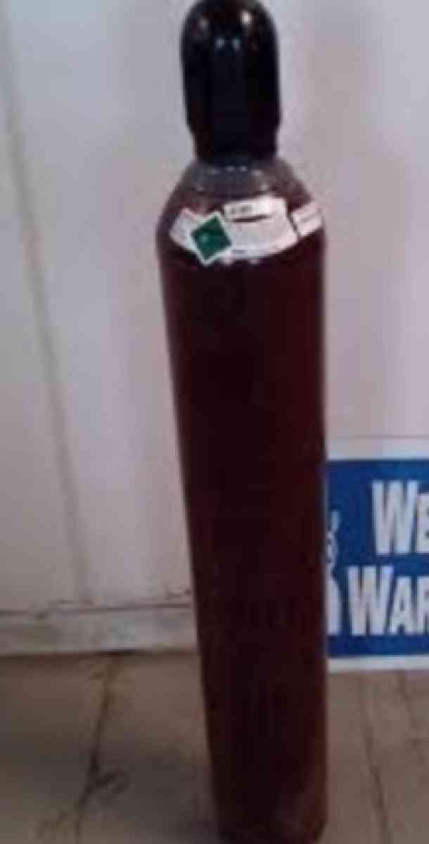 2 150 cu ft c25 full of gas 1 empty argon 150cuft empty - Kansas City, Missouri - FleaMarketBay