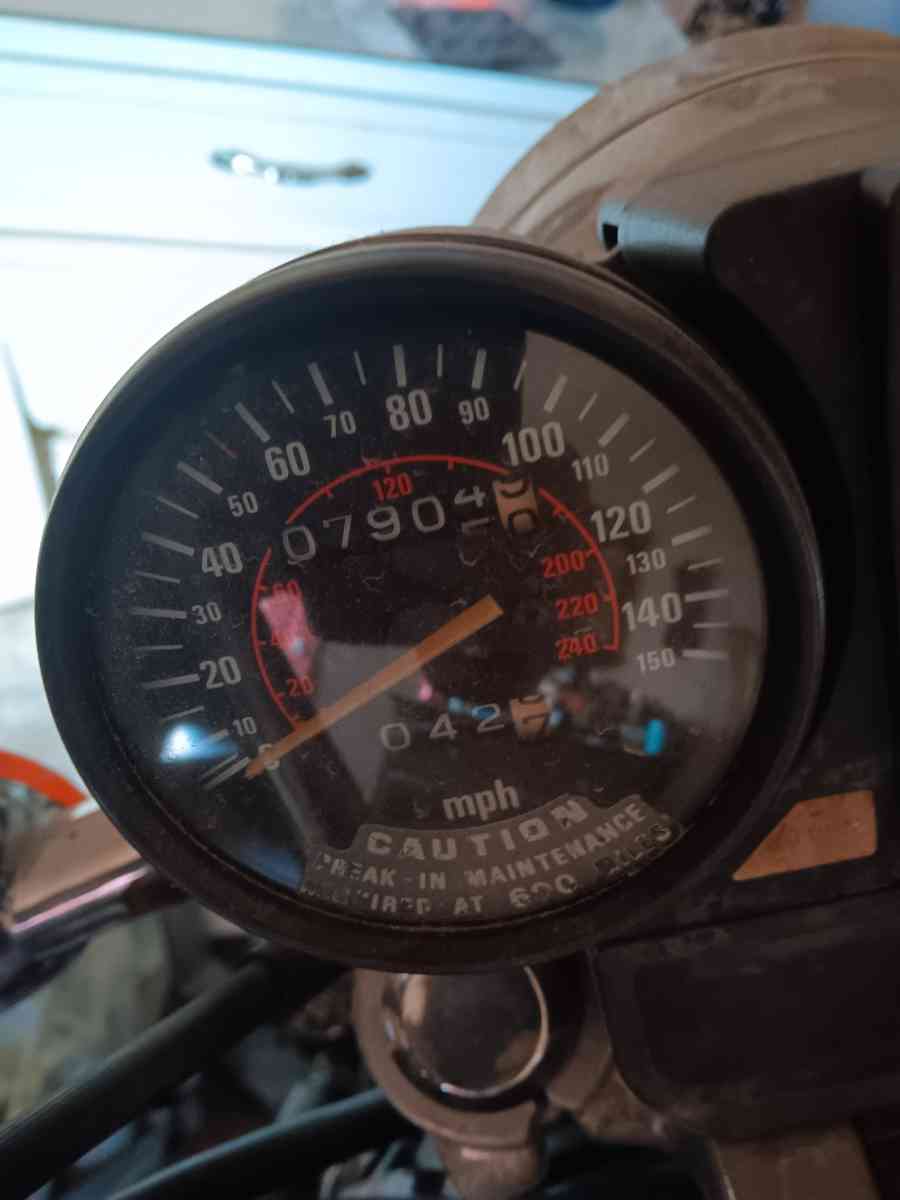 82 honda magna v45 750 - Wills Point, Texas - FleaMarketBay