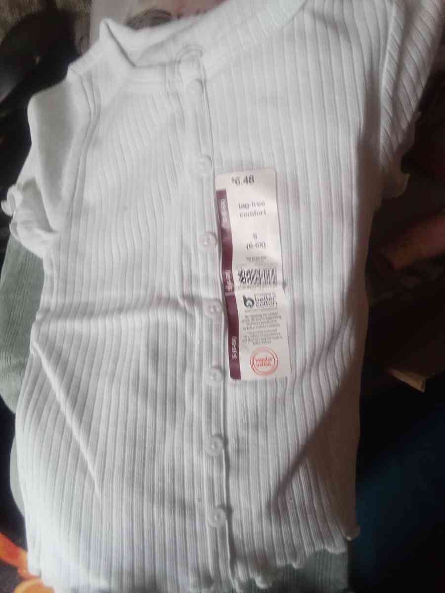 Girls shirts - Ontario, New York - FleaMarketBay