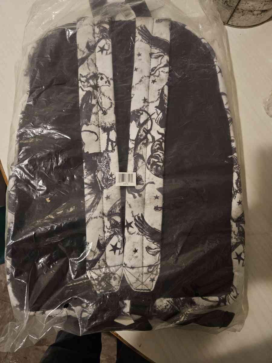 backpack - Alicia, Arkansas - FleaMarketBay