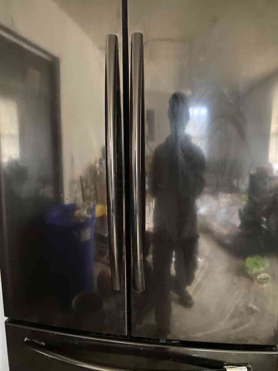 Samsung Refrigerator - Kingsport, Tennessee