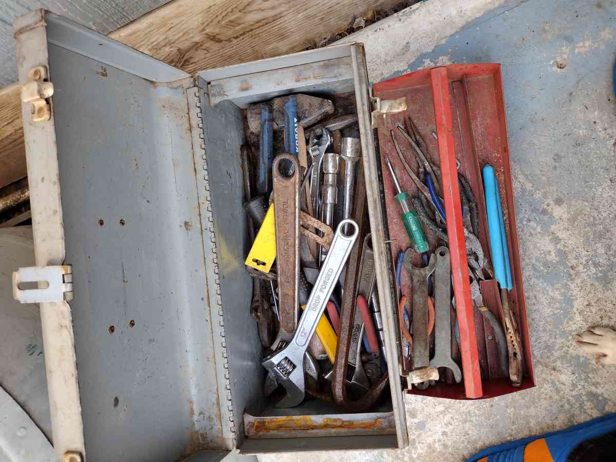 Tools - Bakersfield, California - FleaMarketBay