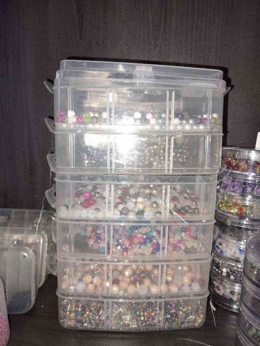 beads - El Monte, California - FleaMarketBay