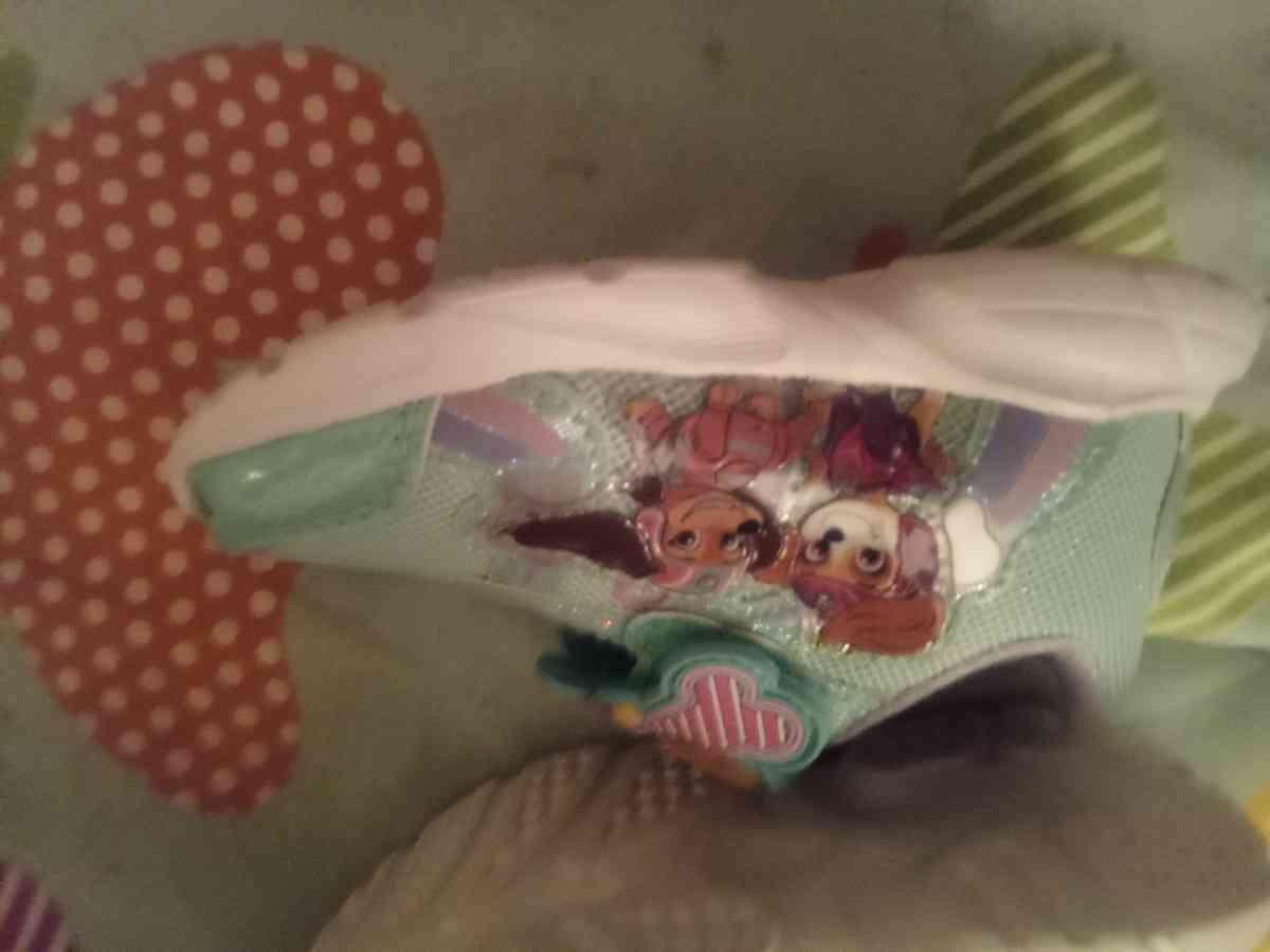 toddler sneakers - Ontario, New York - FleaMarketBay