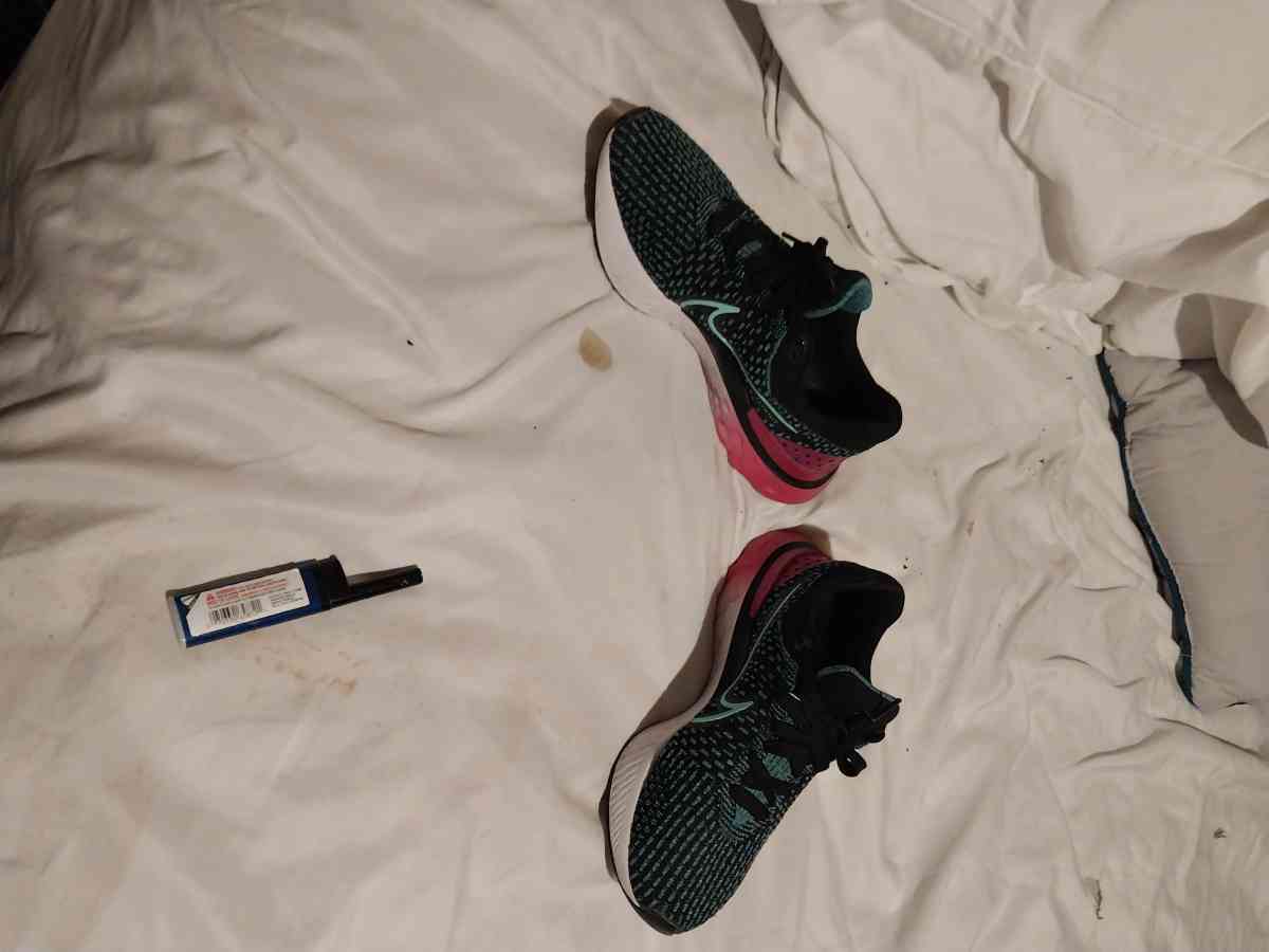 nike Retreat infinity size 7 half mens - Mount Orab, Ohio - FleaMarketBay