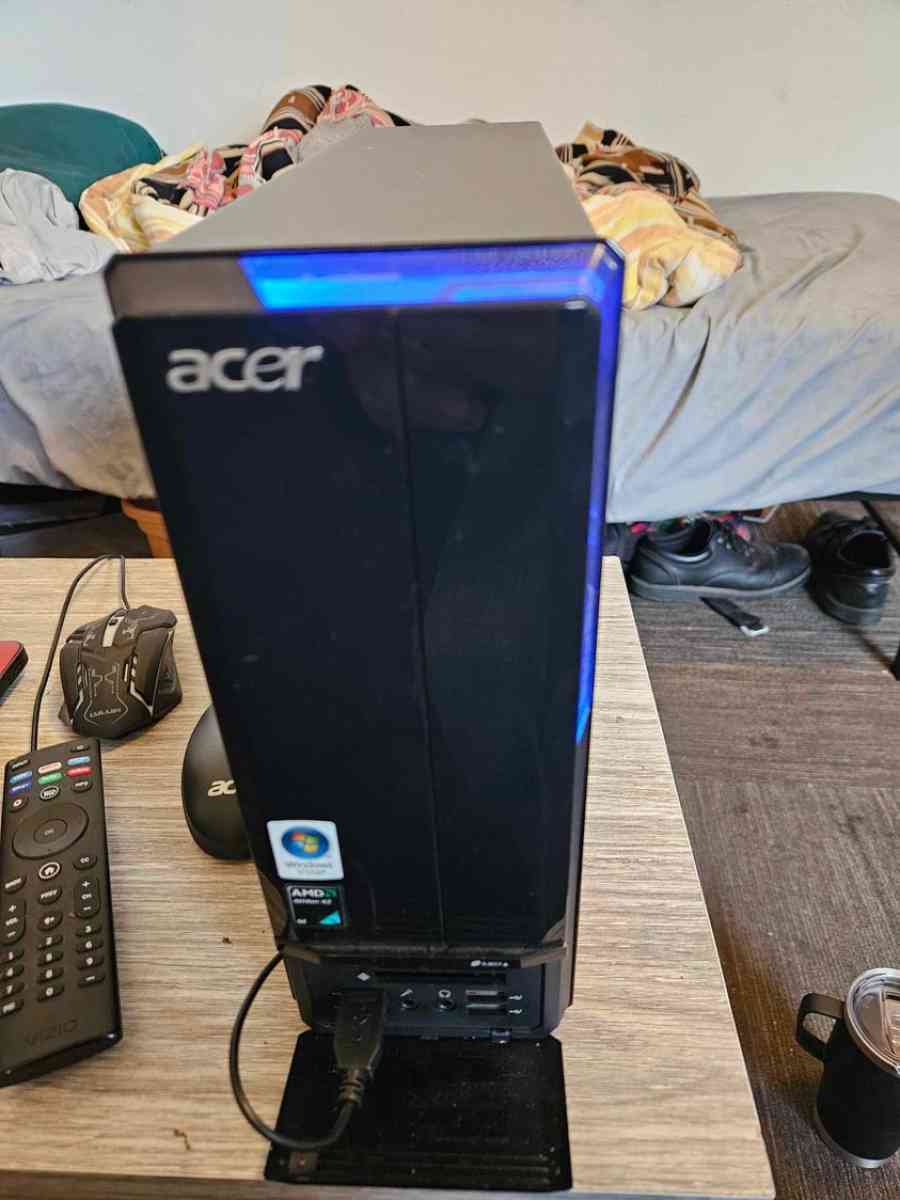 Yugioh cards and magic cards and desktop pc - El Dorado Springs, Missouri