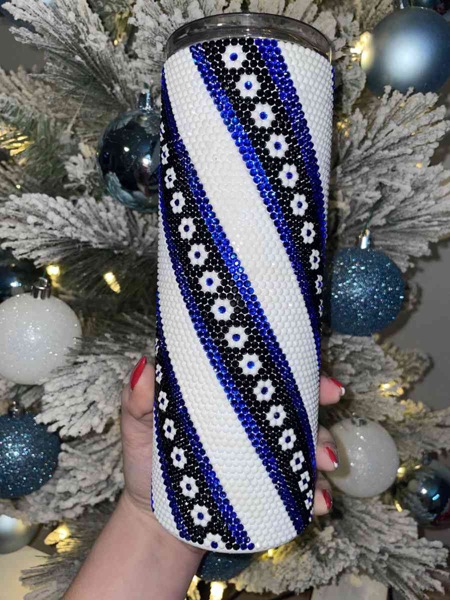 Bedazzled Flower Tumblers - Hutto, Texas - FleaMarketBay