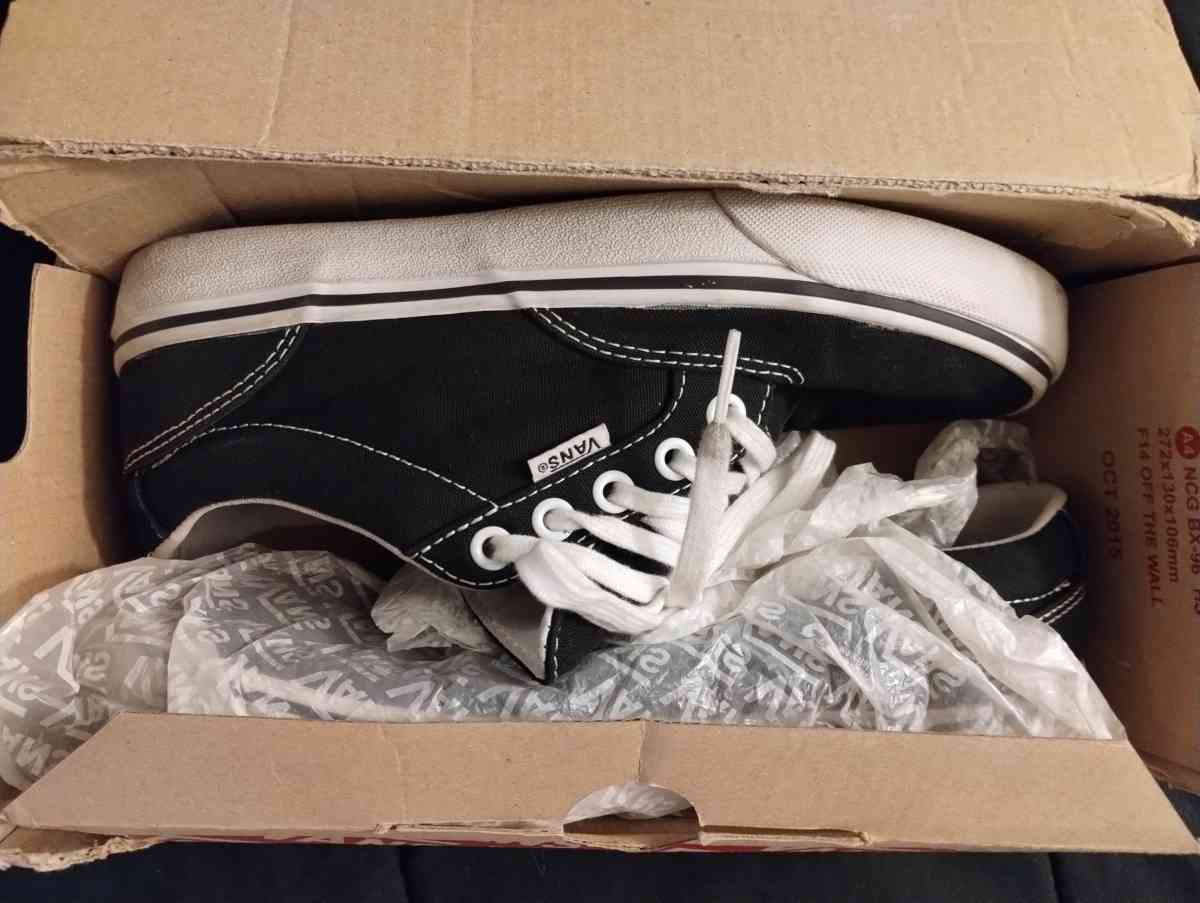 vans shoes - Chino Valley, Arizona - FleaMarketBay