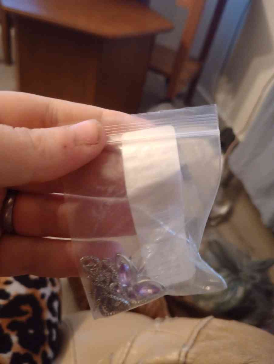 a butterfly necklace brand new - Freeland, Pennsylvania - FleaMarketBay