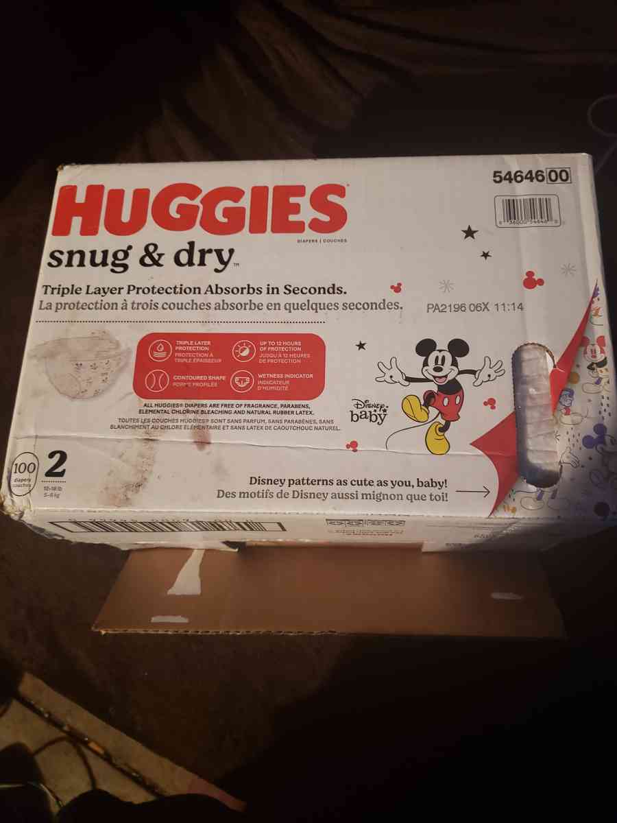 huggies snug and dry  size 2 - Los Angeles, California