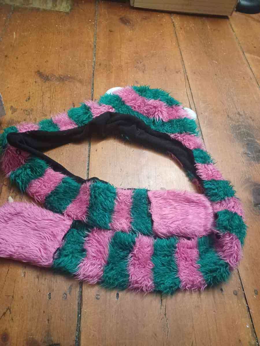 hat with pockets - Warriors Mark, Pennsylvania - FleaMarketBay