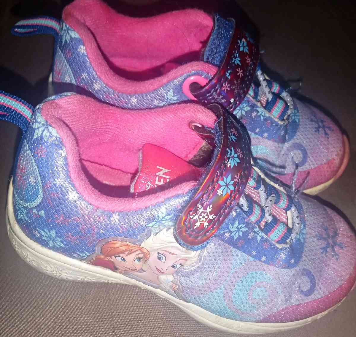 FROZEN SIZE 7 - Cleveland, Tennessee - FleaMarketBay