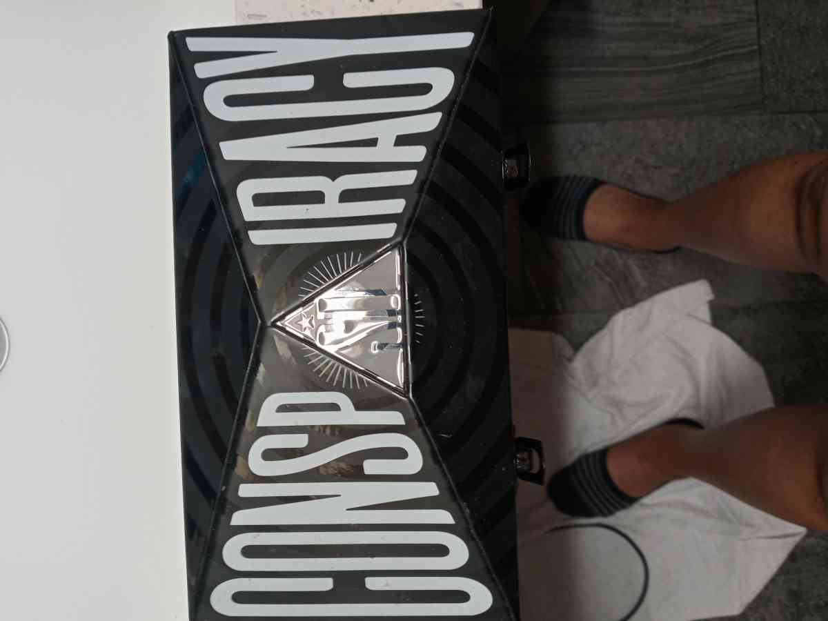 DrMartens - San Antonio, Texas - FleaMarketBay