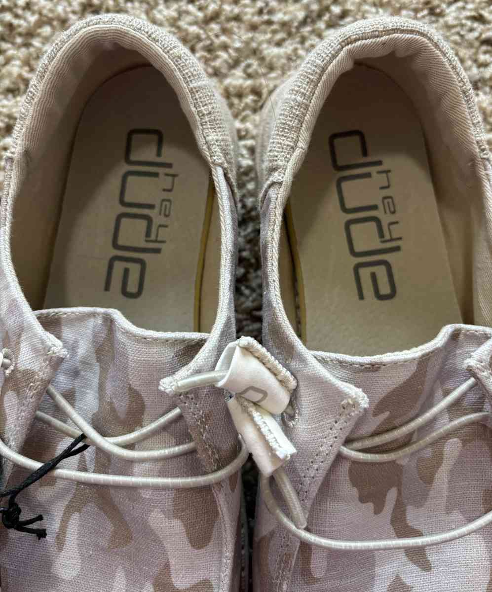 BRAND NEW WOMENS HEY DUDES - Cedar Falls, Iowa - FleaMarketBay