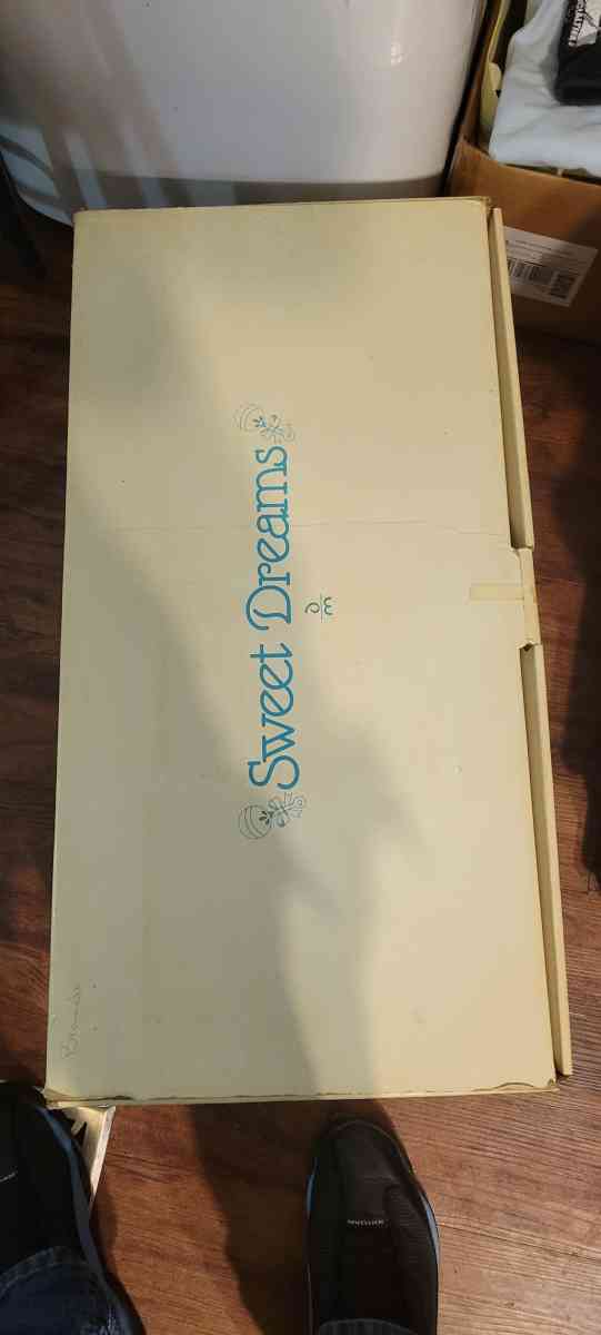 rare porcelain dolls - Houston, Texas - FleaMarketBay