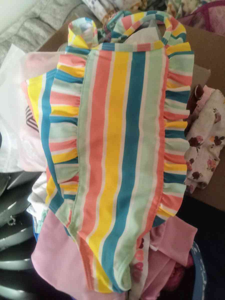 2 Toddlers Bathing suits - Ontario, New York - FleaMarketBay