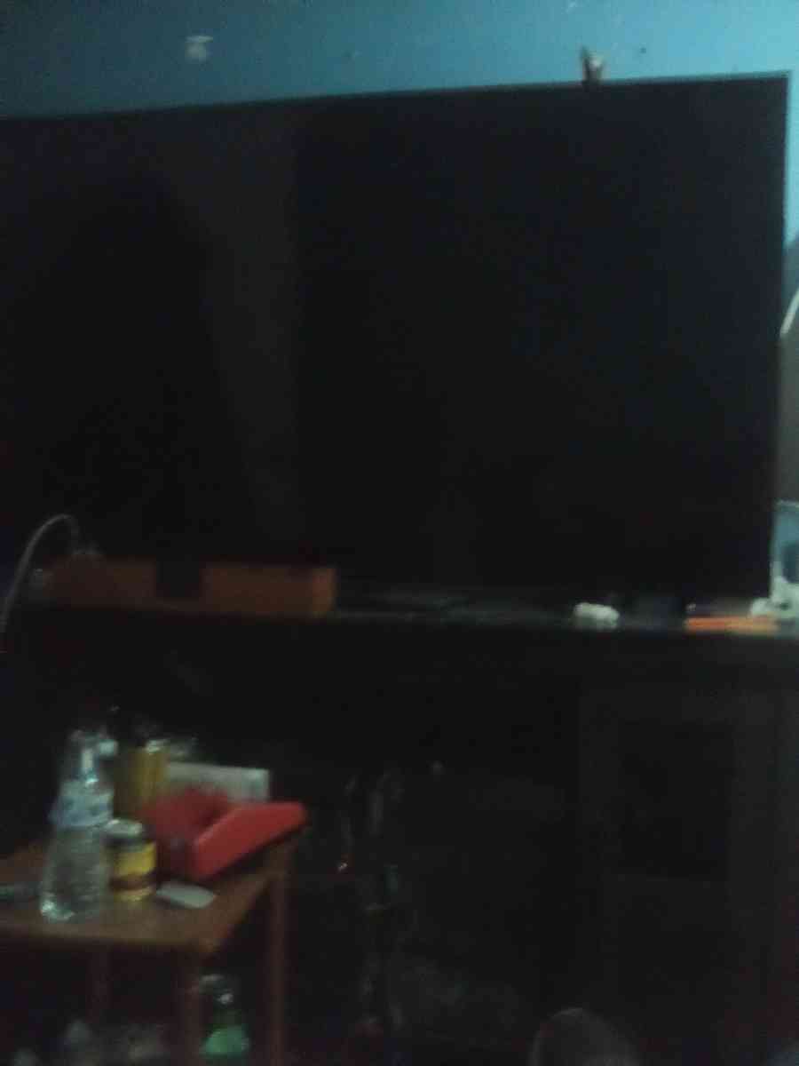 62 inch Samsung smart tv - Bangor, Maine