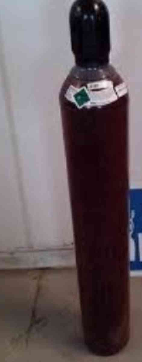 2 150 cu ft c25 full of gas 1 empty argon 150cuft empty - Kansas City, Missouri - FleaMarketBay