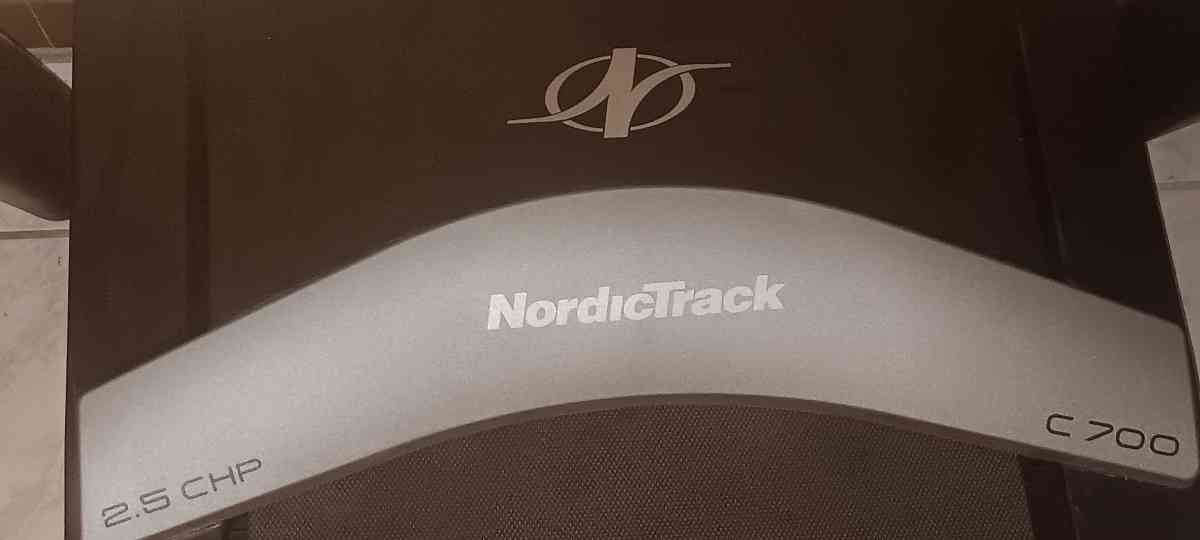 NordicTrack Treadmill c700 - Crowley, Texas