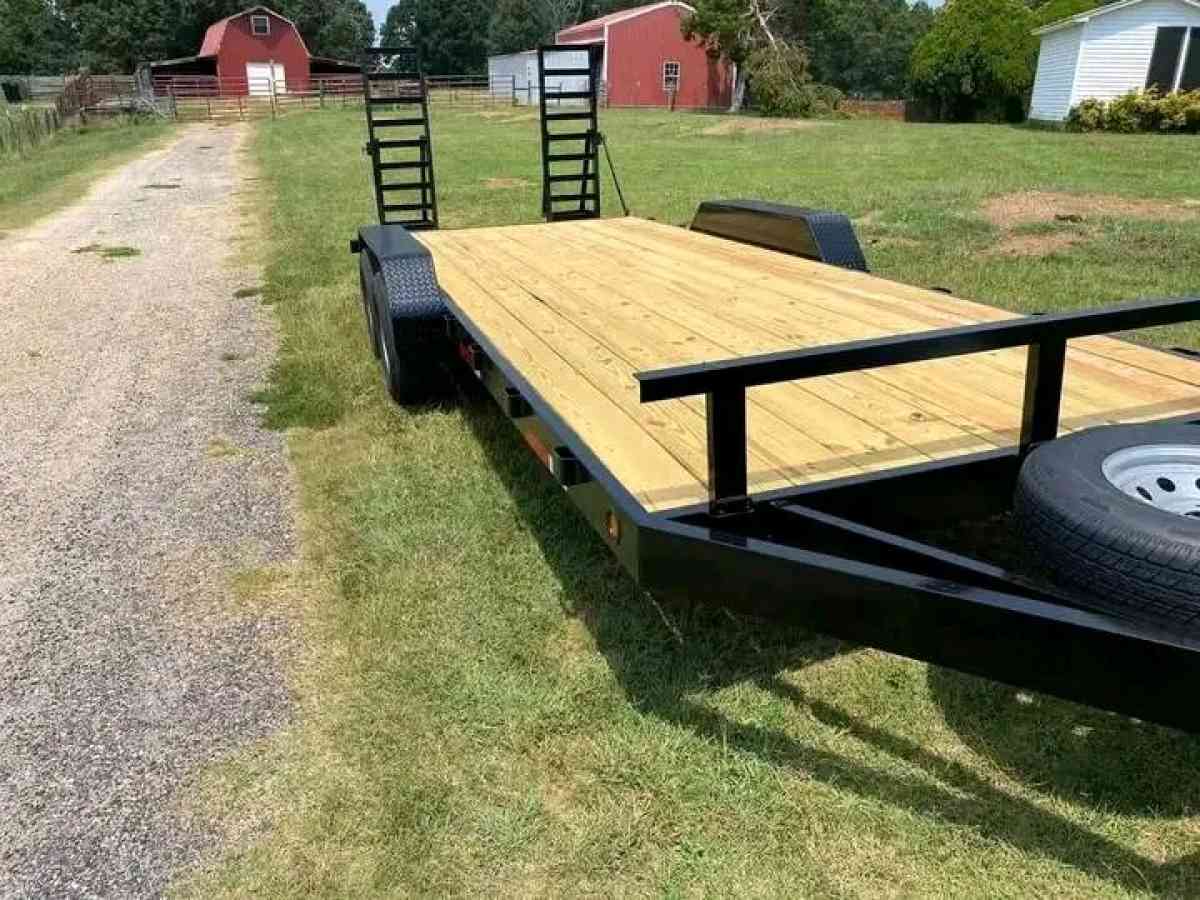 Trailer - Charlotte, North Carolina - FleaMarketBay