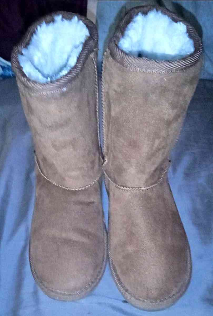 DAWGS - Cleveland, Tennessee - FleaMarketBay