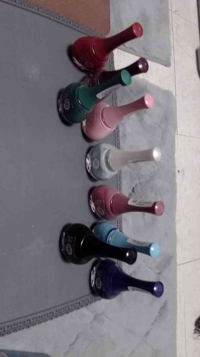 Nail Polish brand new and nail art estimated about 40 bottle - Jay, Oklahoma