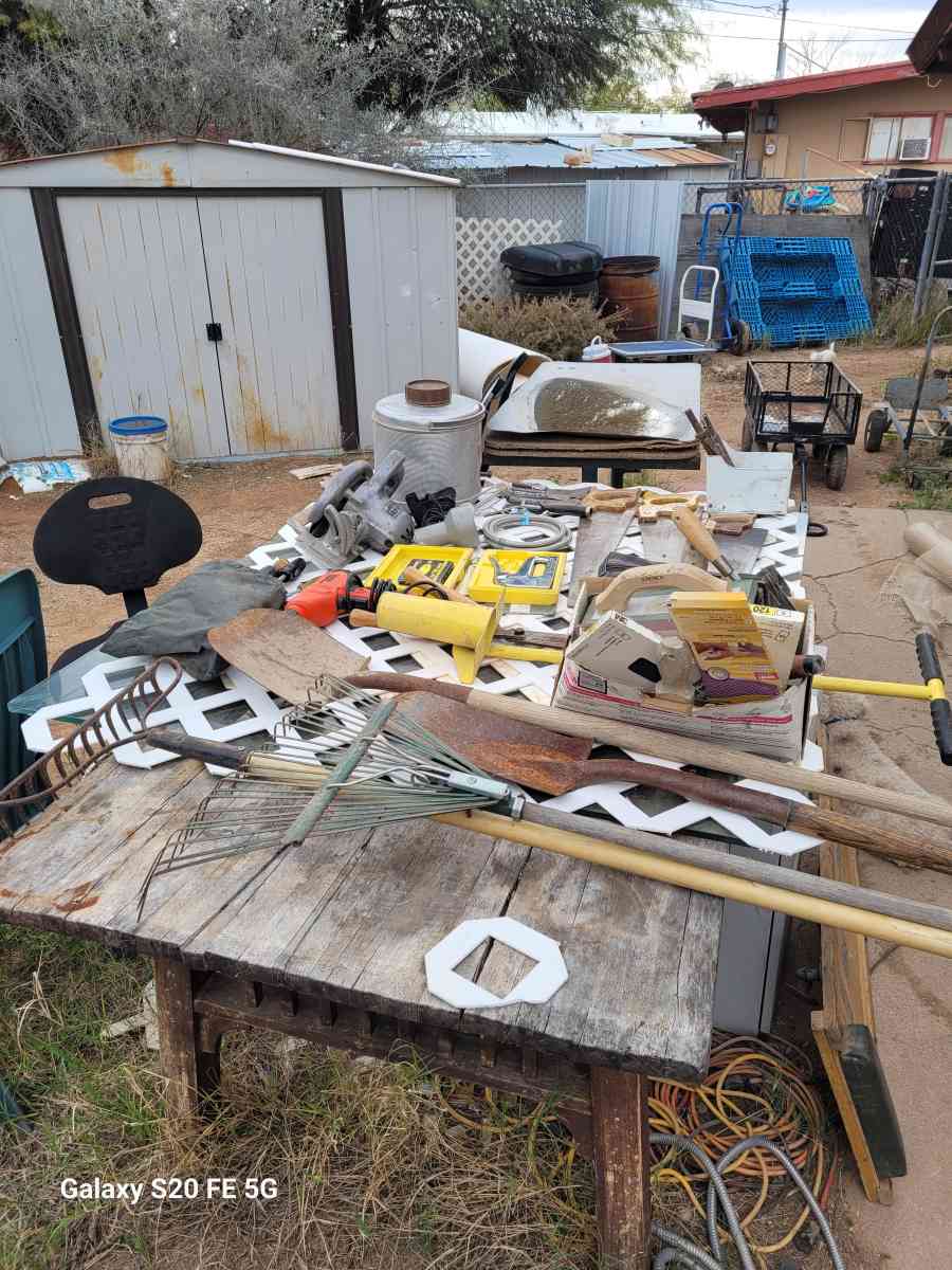 stuff - Tucson, Arizona - FleaMarketBay