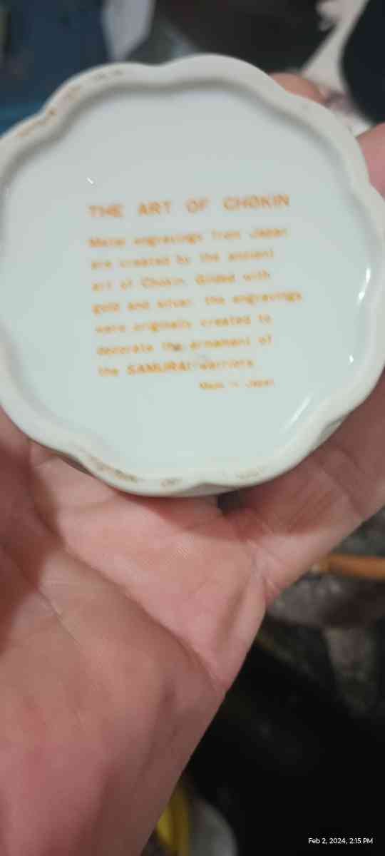 24k plated Hawaii CHOKIN BOX - Philadelphia, Pennsylvania - FleaMarketBay