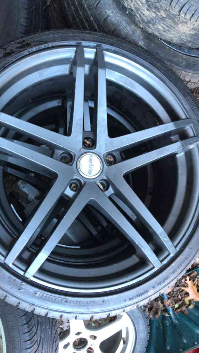 wheel and tires - Fairfax, Virginia - FleaMarketBay