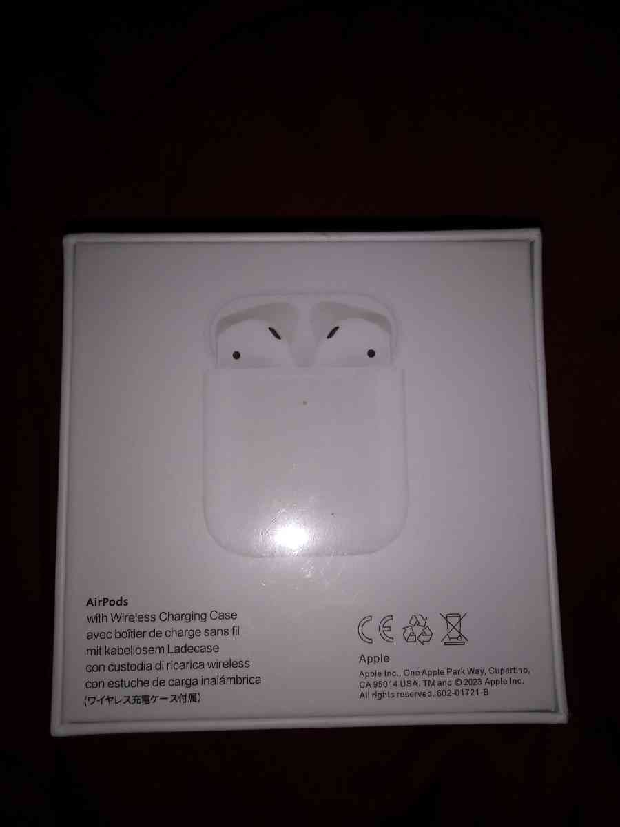 Brand New Apple Airpods 2nd Gen Sealed - Arcadia, California - FleaMarketBay